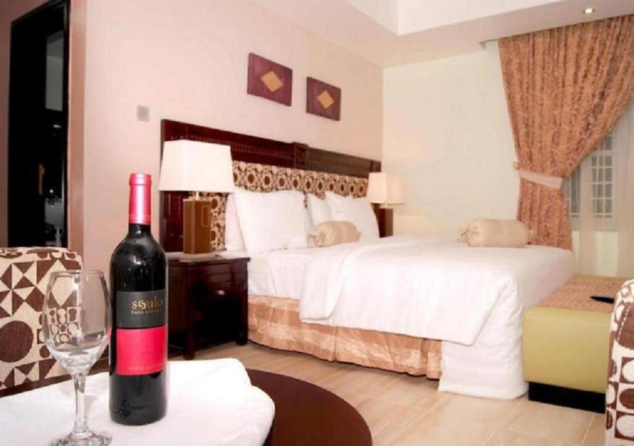 Exel Oriental Hotel & Suites Lagos Exterior photo